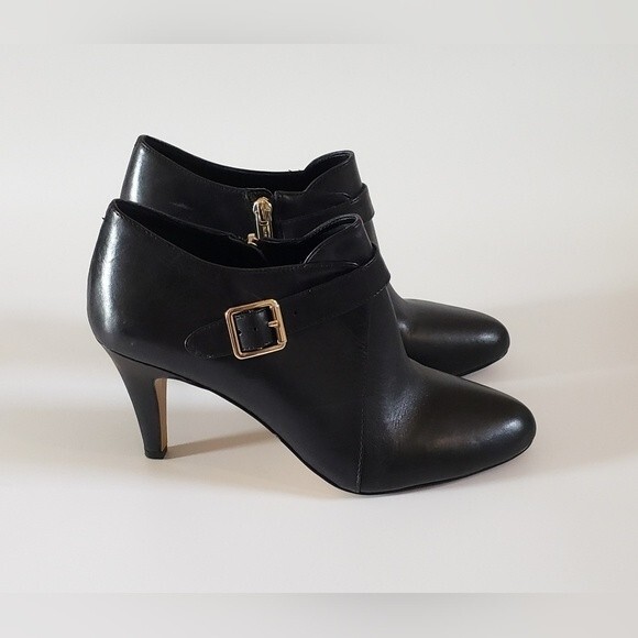 Vince Camuto Vonilesa Women's Black Leather Boot With Gold Buckle Size 8 - Picture 6 of 11